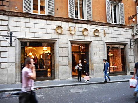 gucci spanish steps|gucci in rome.